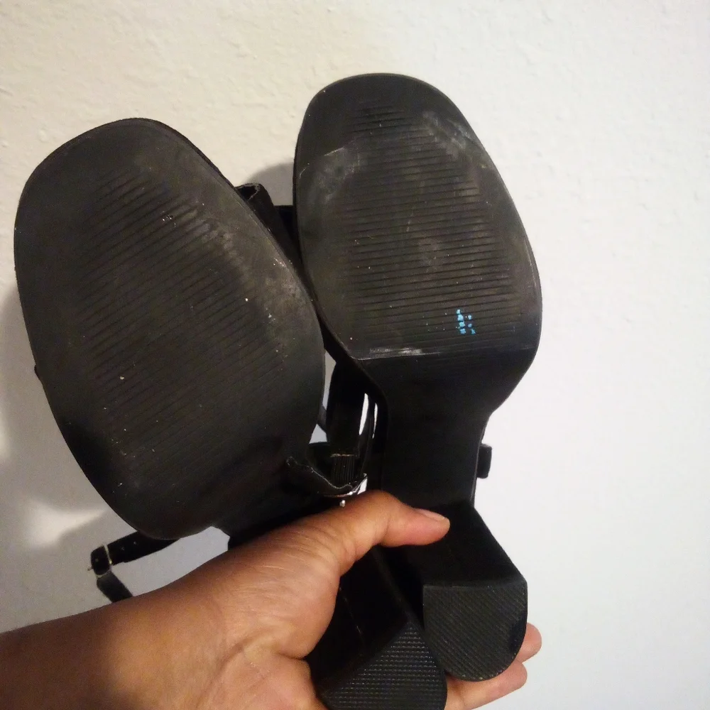 Ardene Black Suede Slingback Heeled Shoes Elegant Design - Picture 7 of 12